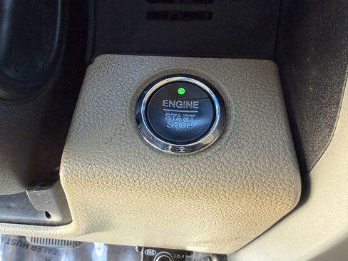 Used 2018 Ford F150 Lariat image 26