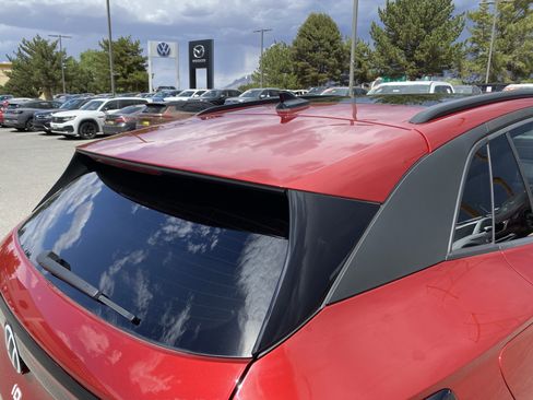Used 2023 Volkswagen ID.4 Pro S RWD image 18