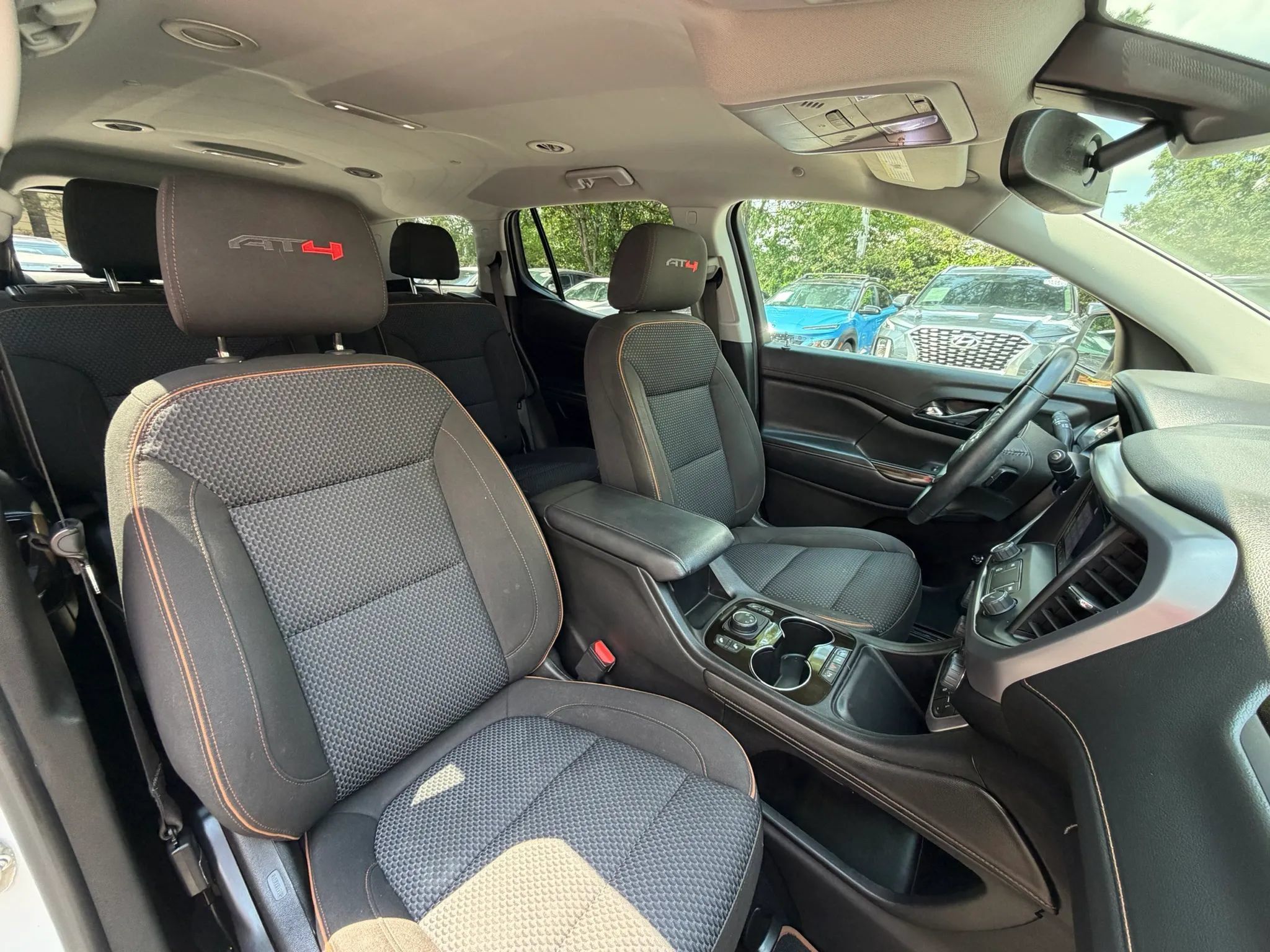 Used 2020 GMC Acadia AT4 AWD/4WD image 9