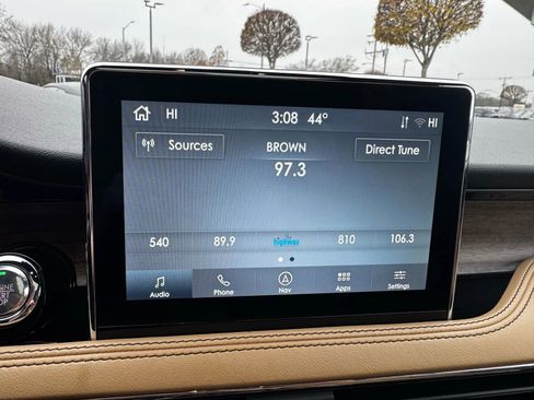 Used 2021 Lincoln Corsair Reserve image 29