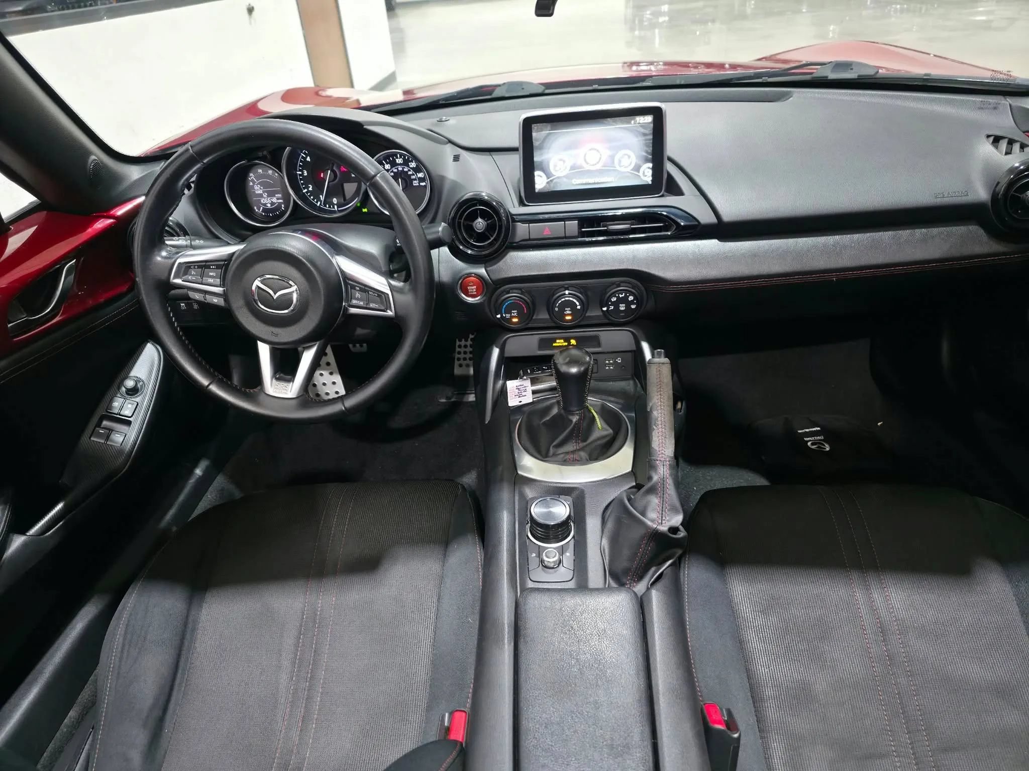 Used 2016 MAZDA MX-5 Miata Club w/ Brembo/BBS Package RWD image 11