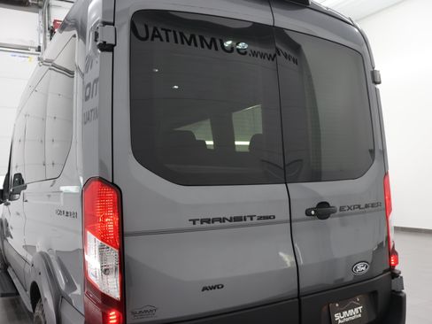 Used 2026 Ford Transit 250 148 Medium Roof Extended AWD image 33