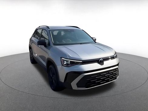 Used 2026 Volkswagen Taos S FWD image 3