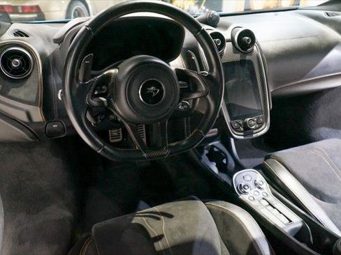 Used 2017 McLaren 570S Coupe image 21