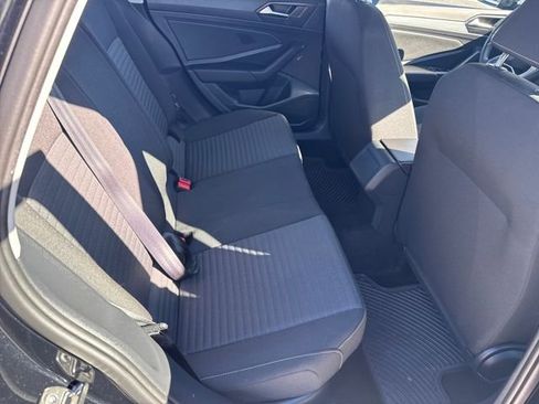 Certified 2025 Volkswagen Jetta S image 31