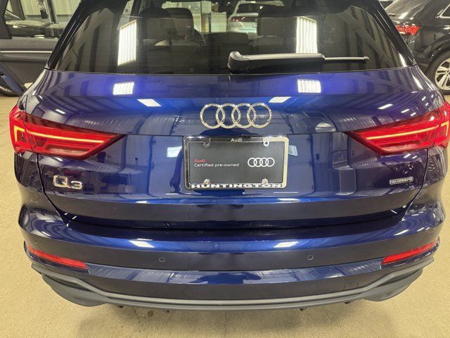 Certified 2023 Audi Q3 2.0T Premium w/ Convenience Package AWD/4WD image 38