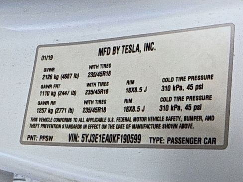 Used 2019 Tesla Model 3 Mid Range RWD image 39