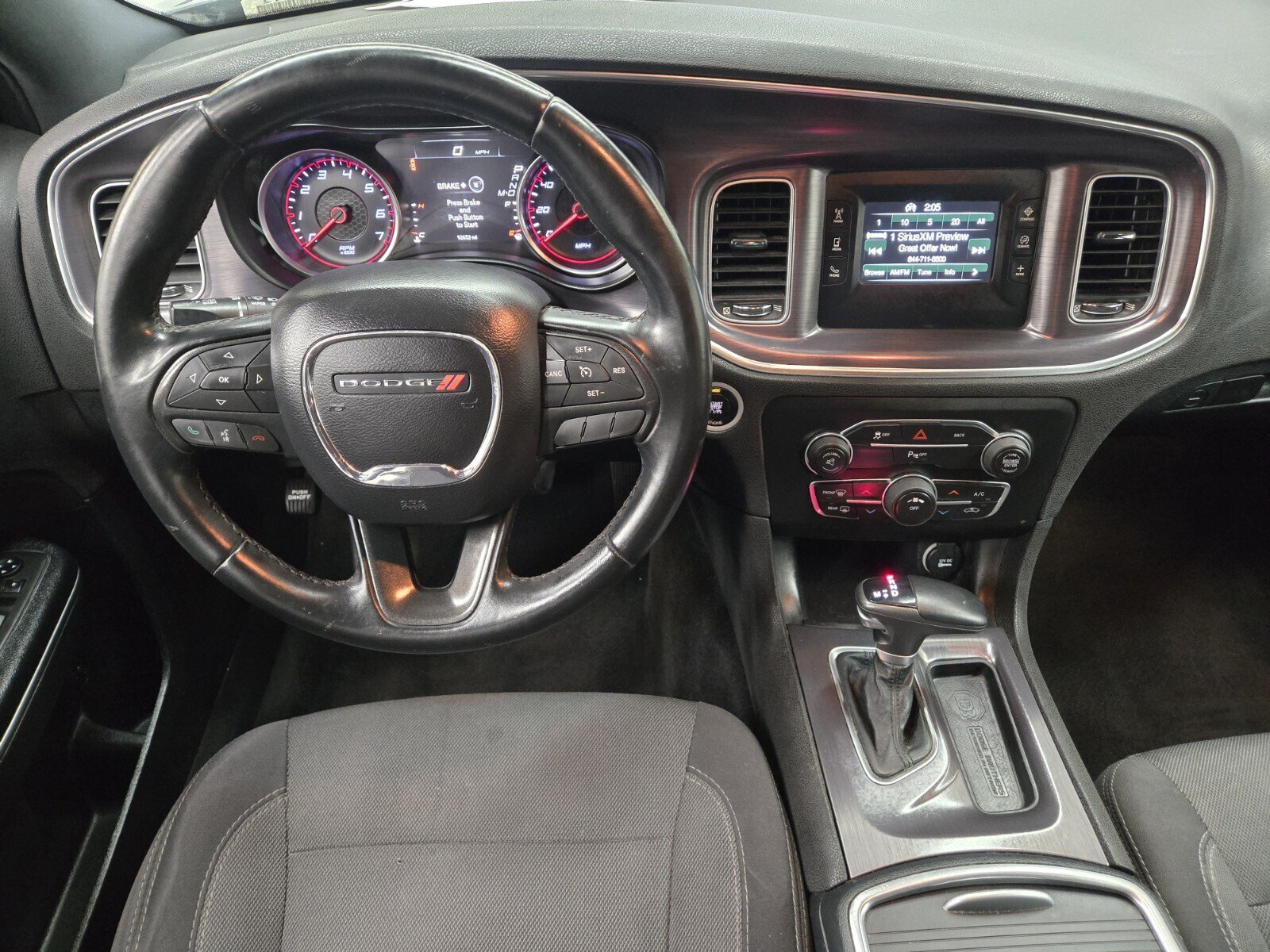 Used 2015 Dodge Charger SE RWD image 9