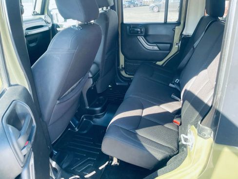 Used 2013 Jeep Wrangler Unlimited Sport image 23