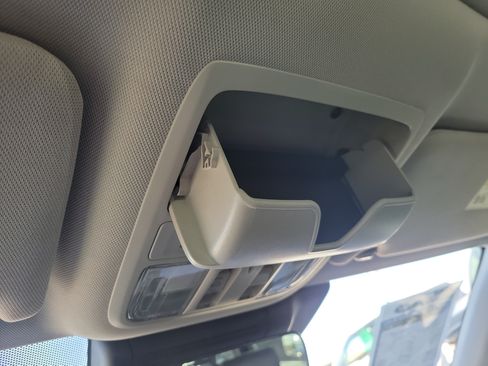 Used 2019 Honda Accord Touring image 25