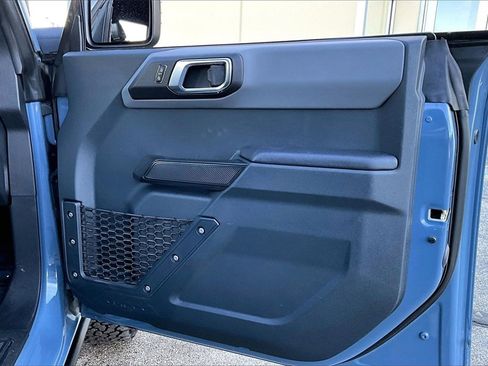 Used 2024 Ford Bronco Black Diamond image 23