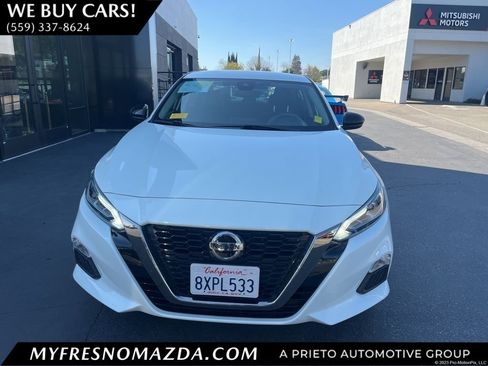 Used 2021 Nissan Altima 2.5 SR image 1