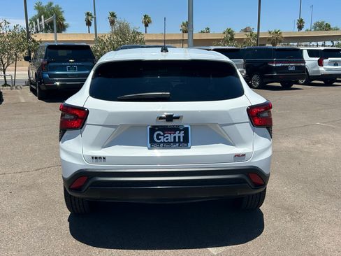 Certified 2024 Chevrolet Trax RS w/ Driver Confidence Package FWD image 4