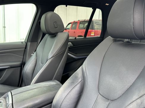 Used 2019 BMW X5 xDrive40i w/ Convenience Package AWD/4WD image 18