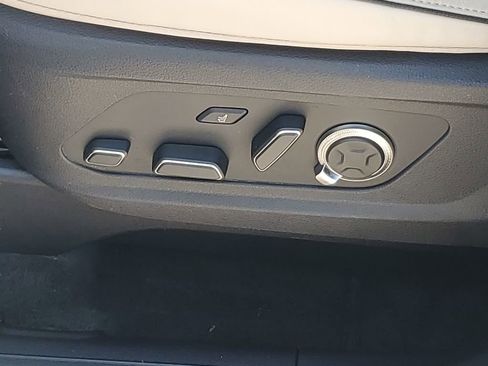 Used 2024 Hyundai Palisade Calligraphy FWD image 16