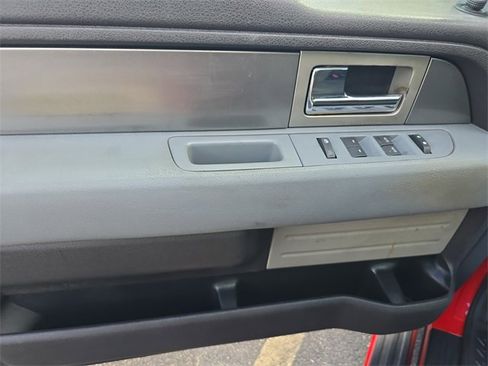Used 2011 Ford F150 XLT w/ XLT Convenience Pkg image 13