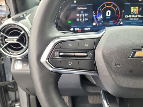 Used 2025 Chevrolet Equinox LT AWD/4WD image 20