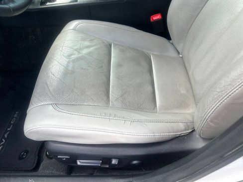 Used 2013 Toyota Avalon Limited FWD image 14