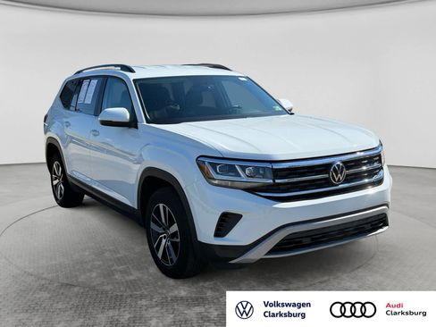 Used 2023 Volkswagen Atlas SE AWD/4WD image 3