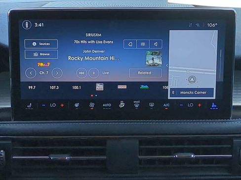 Used 2025 Lincoln Corsair AWD w/ Equipment Group 101A image 18