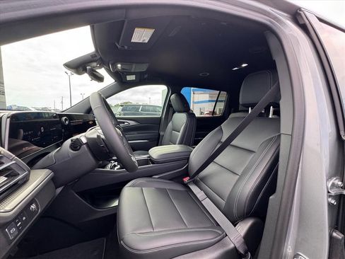 New 2026 Chevrolet Traverse LT FWD image 14