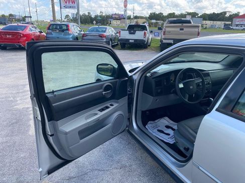 Used 2007 Dodge Charger w/ Convenience Group I RWD image 13