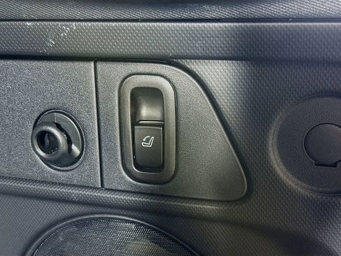 Used 2025 Subaru Forester Touring image 35