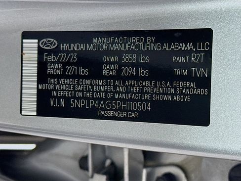 Certified 2023 Hyundai Elantra Limited image 37