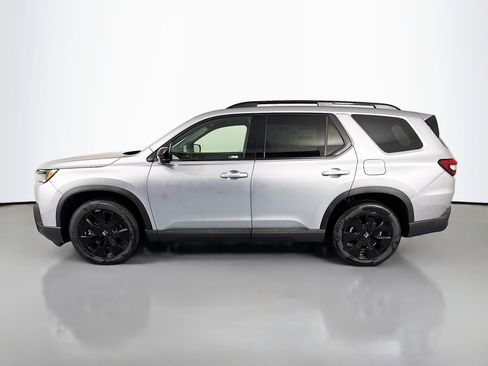 New 2026 Honda Pilot Black Edition image 8