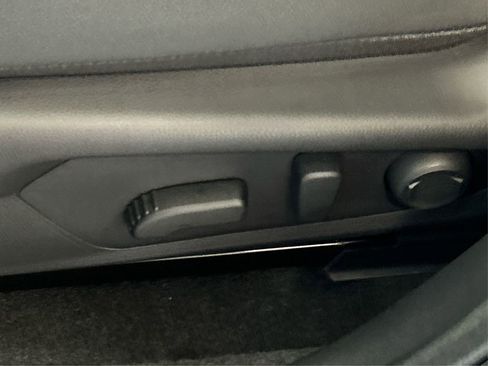 Certified 2025 Subaru Crosstrek 2.5i Wilderness w/ Crosstrek Mirror Package image 38