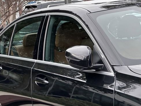 Used 2025 BMW 330i Sedan w/ Convenience Package image 3