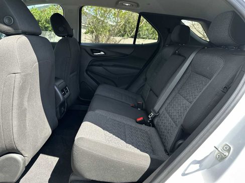 Certified 2024 Chevrolet Equinox LT FWD image 17