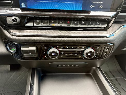 New 2026 Chevrolet Silverado 2500 ZR2 w/ LPO, Dark Essentials Package image 24