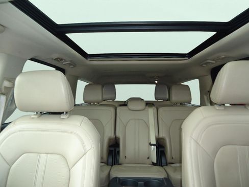 Used 2023 Ford Expedition Max Limited image 32