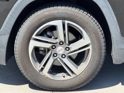Used 2018 GMC Terrain SLT w/ Preferred Package AWD/4WD image 6