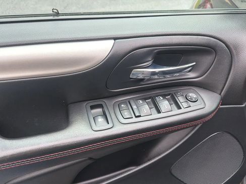 Used 2019 Dodge Grand Caravan GT FWD image 10