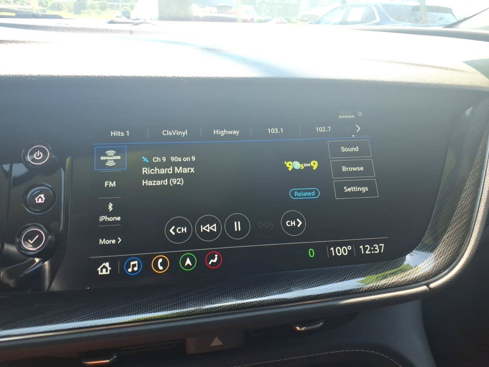 Used 2022 Buick Envision Essence w/ Technology Package I FWD image 26