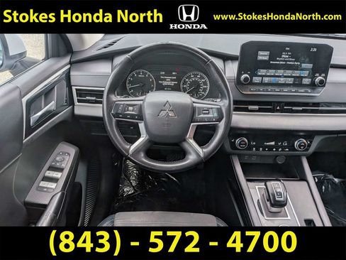 Used 2023 Mitsubishi Outlander SE FWD image 18
