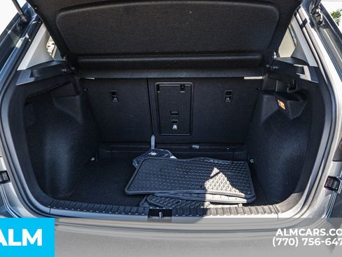 Used 2022 Volkswagen Taos SE image 24