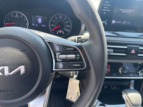 Used 2023 Kia Seltos LX AWD/4WD image 41