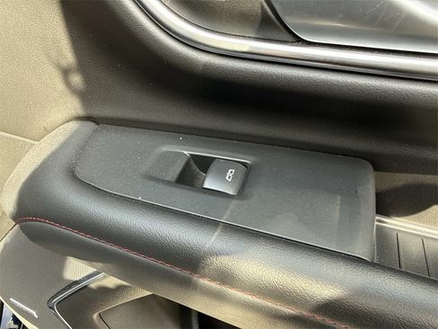 Used 2022 Chevrolet Tahoe RST image 32