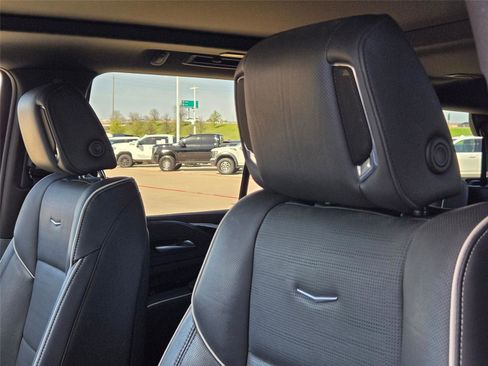 Used 2023 Cadillac Escalade Sport w/ Touring Package AWD/4WD image 12