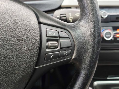 Used 2015 BMW 320i Sedan image 20