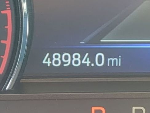 Used 2023 Ford Explorer Limited image 29