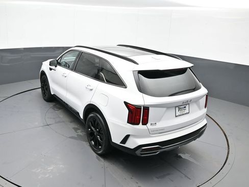 Certified 2023 Kia Sorento SX image 42