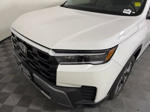 Used 2026 Honda Pilot Elite image 10