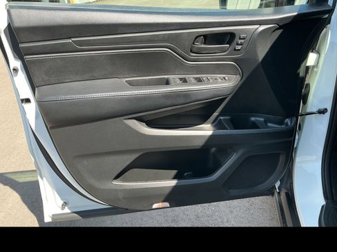 Used 2021 Honda Odyssey EX-L image 10