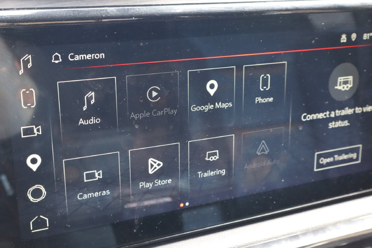 Used 2023 GMC Sierra 1500 AT4 w/ Technology Package AWD/4WD image 8