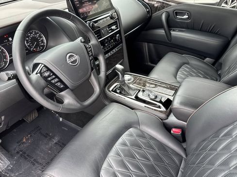 Used 2024 Nissan Armada Platinum w/ Captain's Chairs Package AWD/4WD image 9