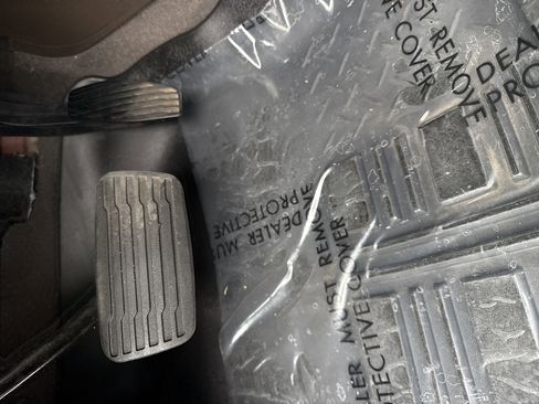 Used 2019 GMC Sierra 1500 SLT w/ SLT Premium Plus Package image 16